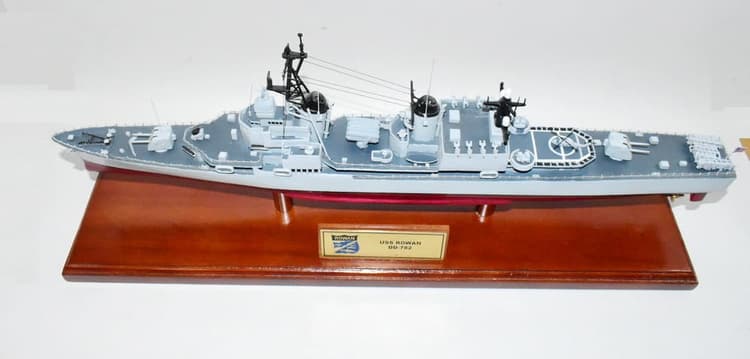 USS Rowan (DD782) Gearing-class Destroyer Model Ship