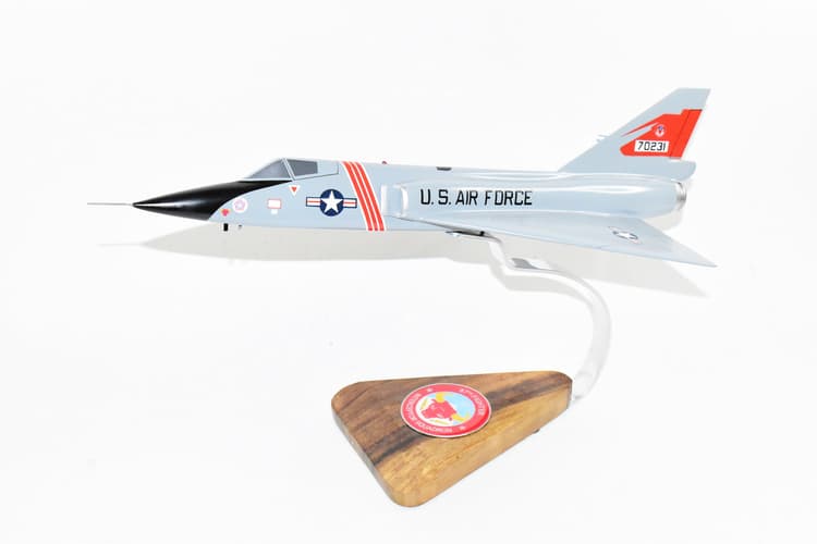 87th FIS RED BULLS Bicentennial Tyndall 1976 F-106A Model