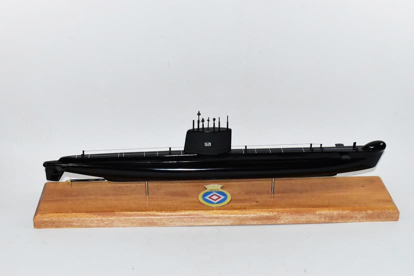 HMS Onyx S-21 Oberon Class Submarine Model