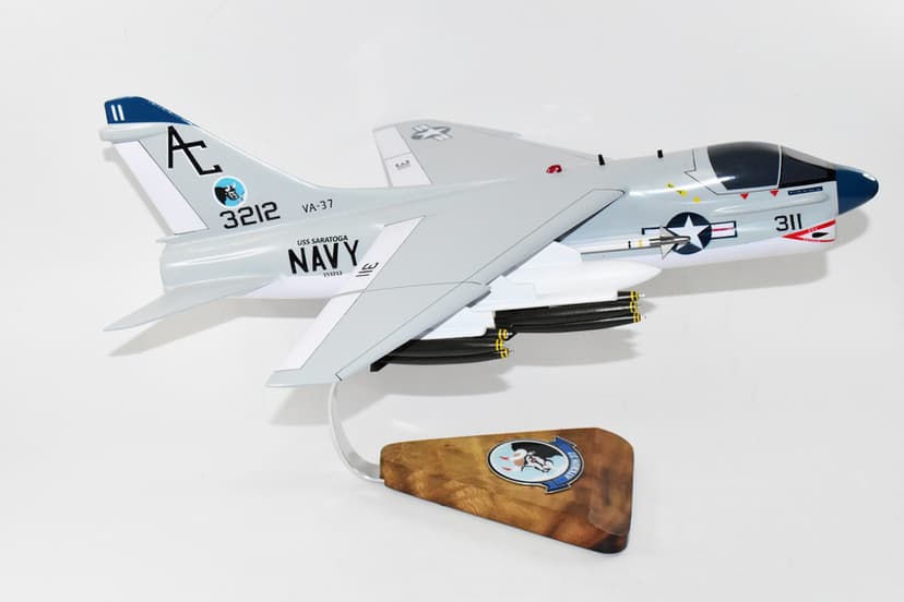 VA-37 Ragin' Bulls A-7a (USS Saratoga 1970) Corsair II Model