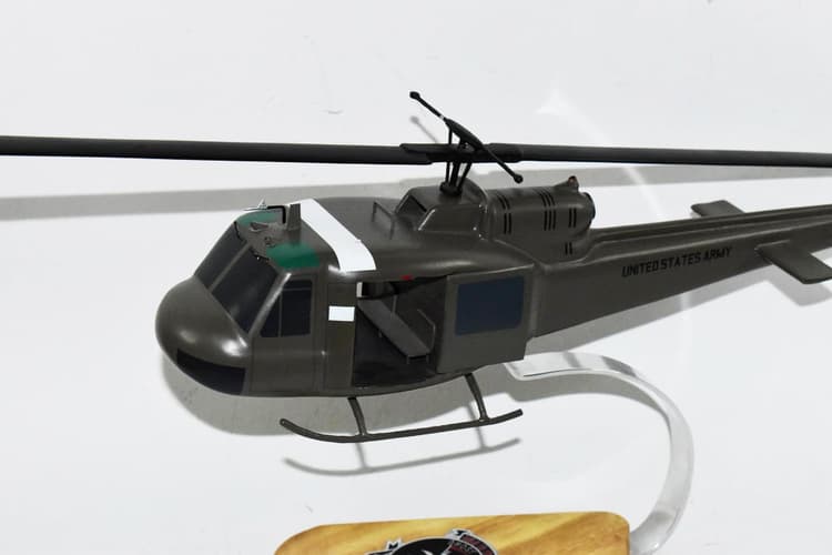 UH-1B A Co 158th AVN (1970) Model