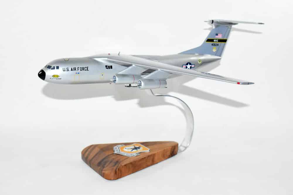 437th Military Airlift Wing (0624 1969) C-141a Model