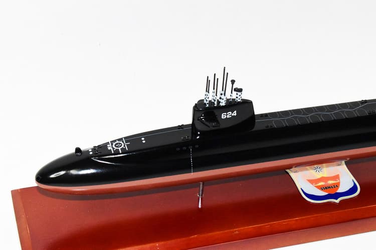 USS Woodrow Wilson SSBN-624 Submarine Model