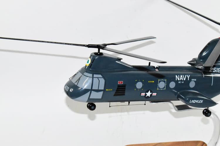 HC-16 Bullfrogs (1984) CH-46 Model