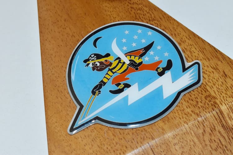 VF-85 Sky Pirates USS Shangri-La 1945 F4U-1D Model