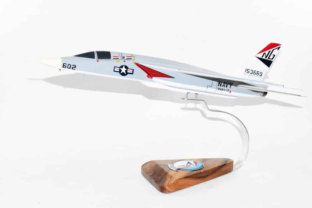 RVAH-12 Speartips USS Constellation 1973 RA-5C Model