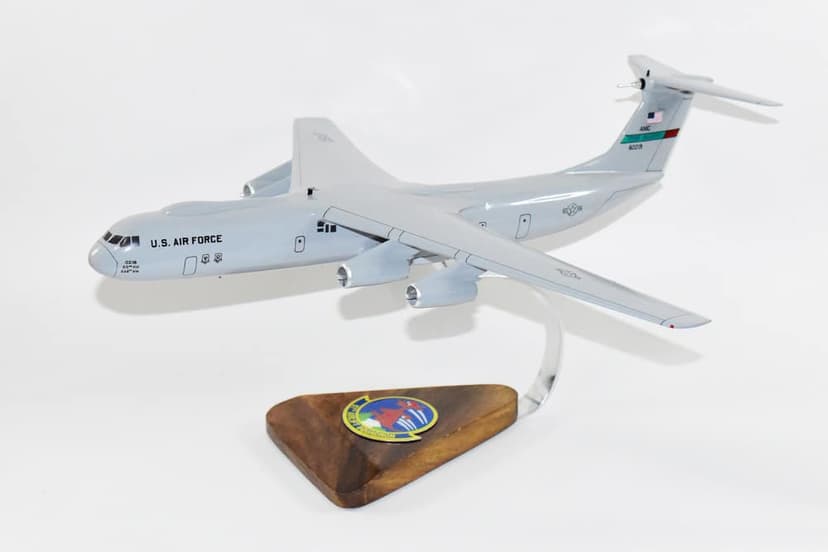 97th Airlift Squadron Fightin' Roos McChord C-141b Model,Mahogany Scale Model