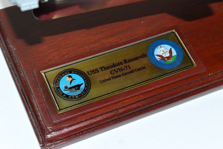 USS Theodore Roosevelt (CVN-71) 24 inch Model