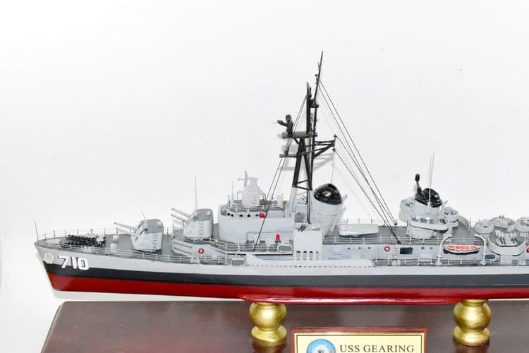 USS Gearing (DD-710) Destroyer Model