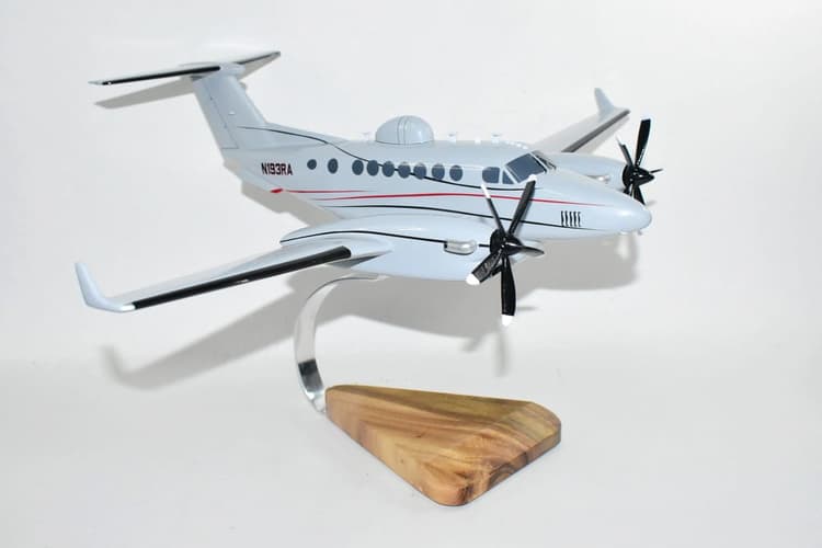 Beechcraft Recce King Air 350 Model, Mahogany, 1/36 Scale