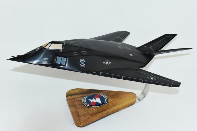 Skunk Works® F-117A Nighthawk®, 9th FS Flying Knights