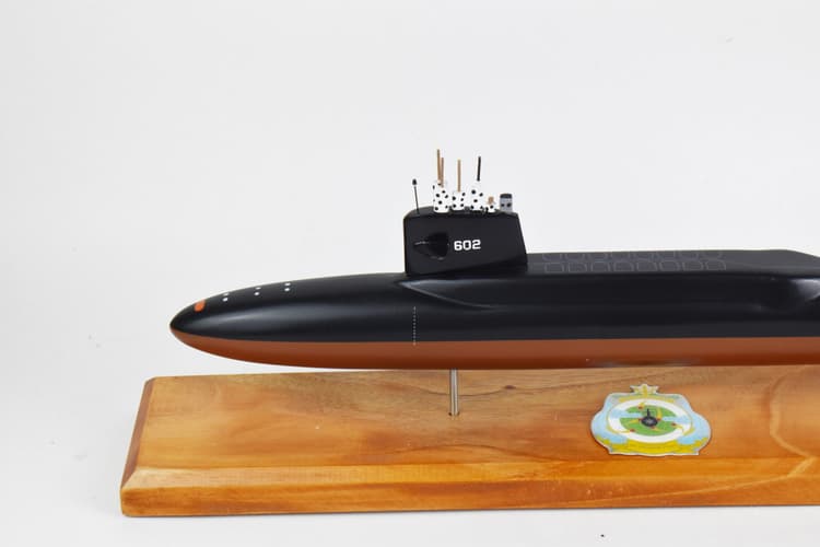 USS Abraham Lincoln SSBN-602 Submarine