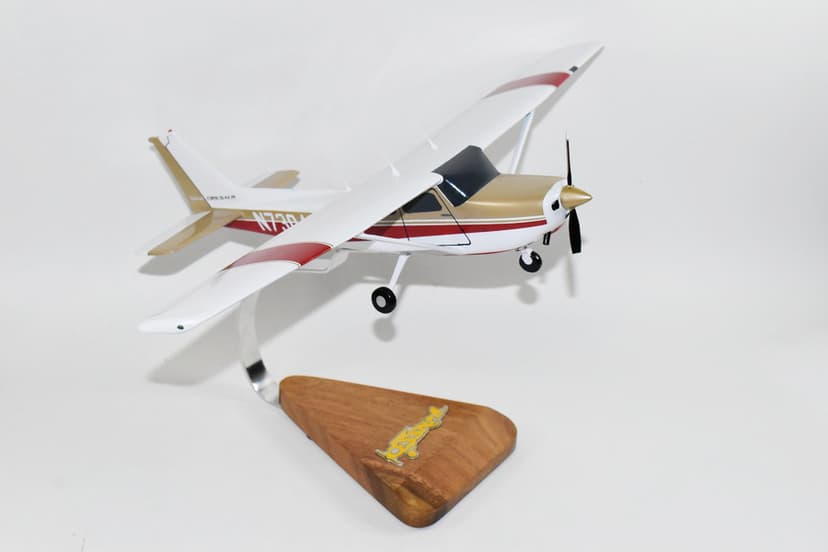 Cessna® 172K Skyhawk, 1970