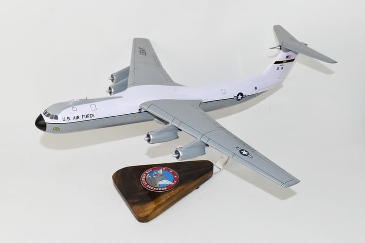 Lockheed Martin® C-141B, 4th Airlift Squadron (1982)