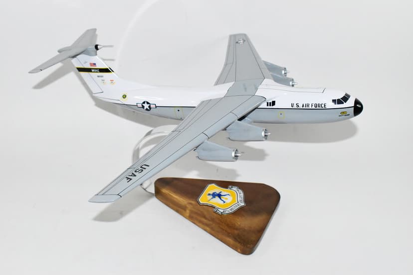 Lockheed Martin® C-141A Starlifter™, 437th Military Airlift Wing 66-0163
