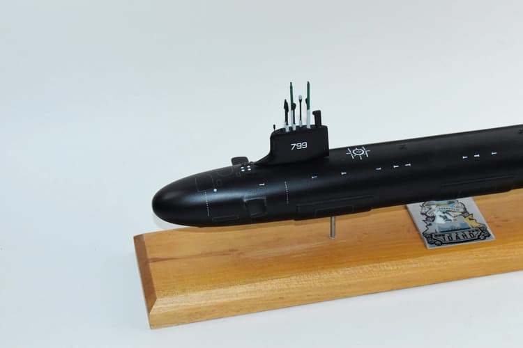 USS Idaho (SSN-799), 20-inch Mahogany Model, Block IV