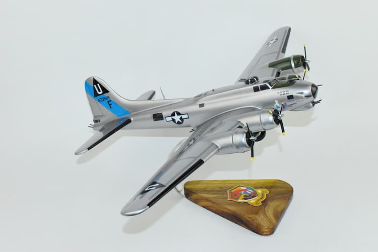 457th Bomb Group Sentimental Journey, B-17 Model