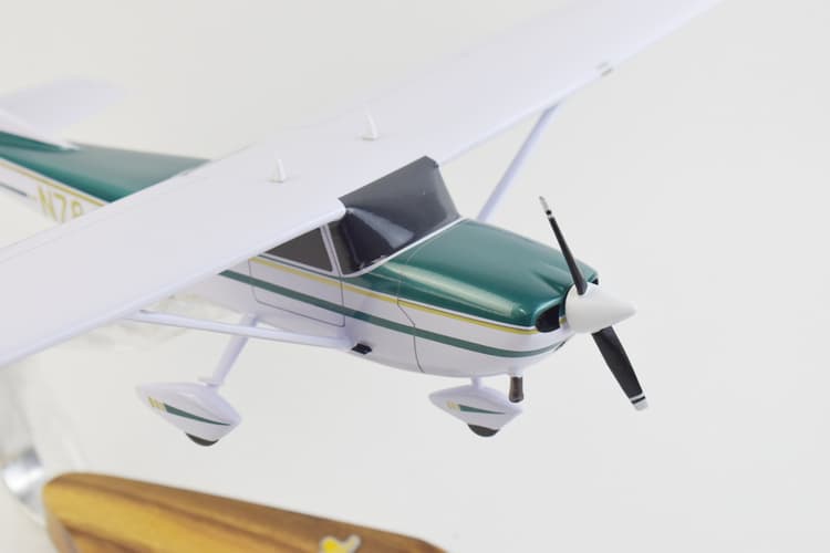 Cessna 172k 1968 N78461, 18 inch Model