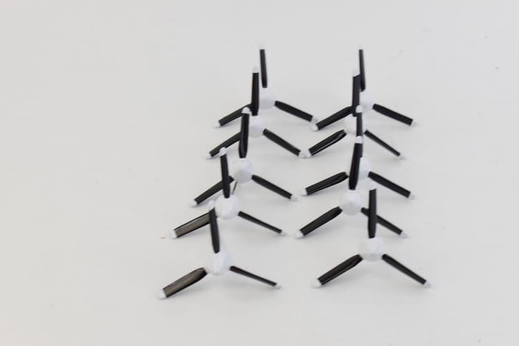 Beechcraft® C-12 Huron, 3-Bladed (White Tip) Replacement Props