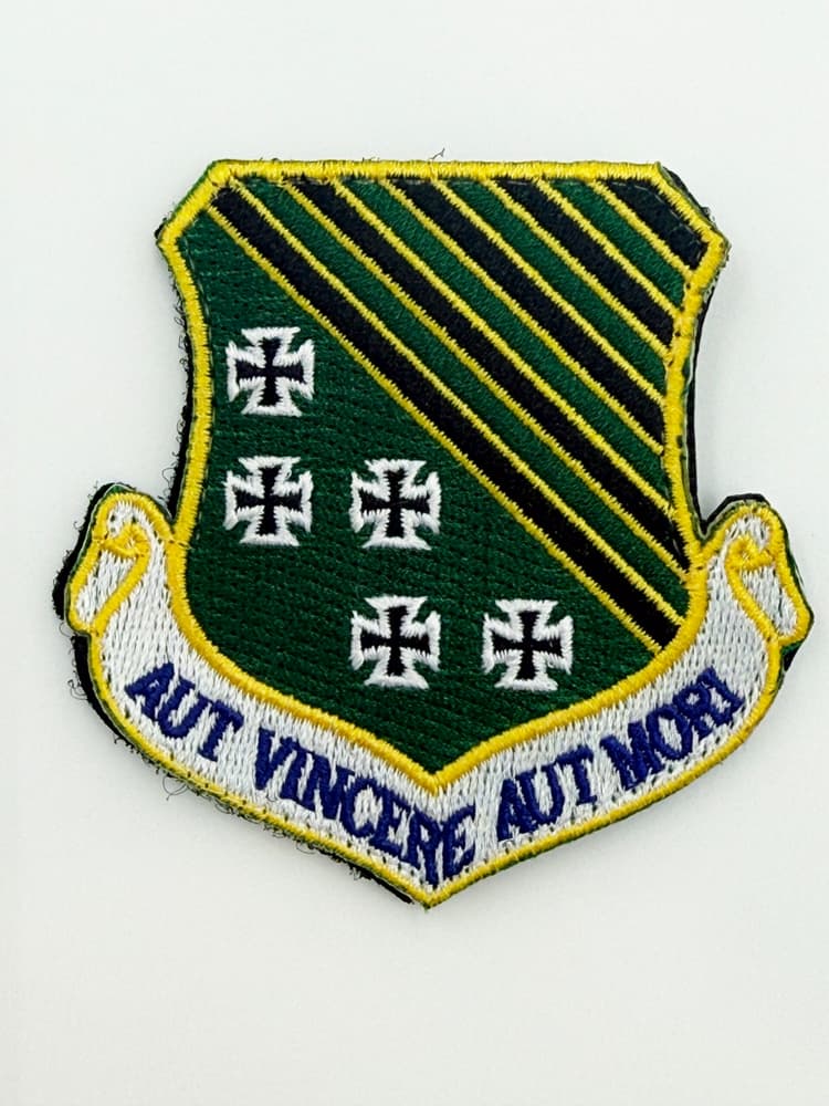 1st Fighter Wing AUT VINCERE AUT MORI Patch – Iron On Sew On, Embroidered, 3 Inch
