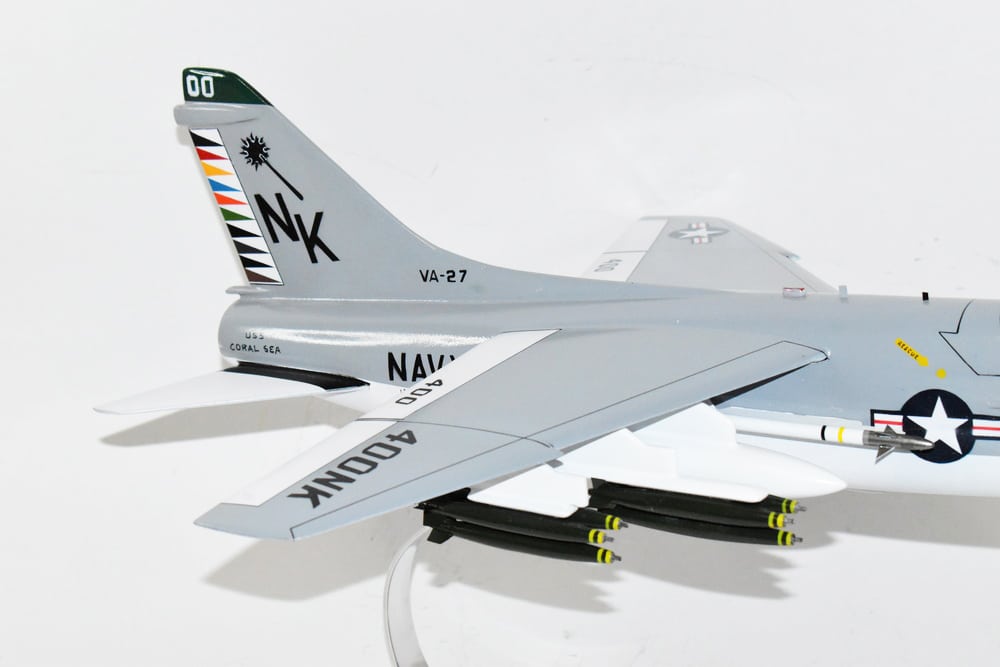 VA-27 Royal Maces A-7e (1979) Model