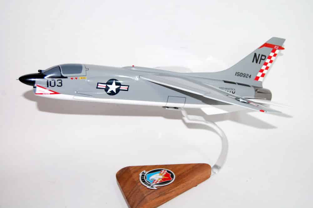 VF-211 Checkmates F-8 (1966) Model