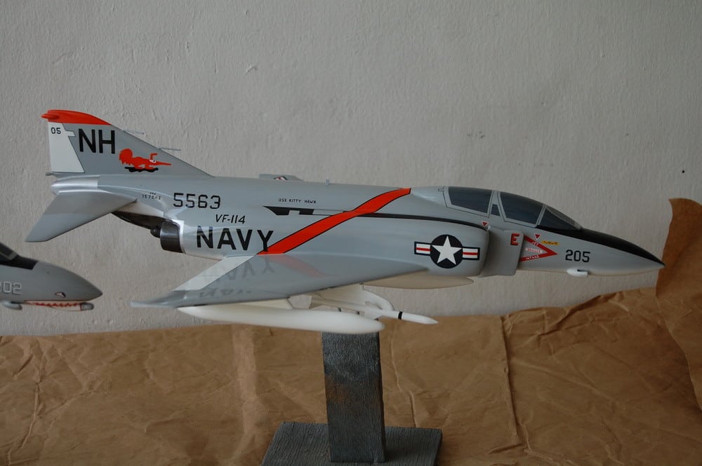 VF-114 Aardvarks F-4J Model