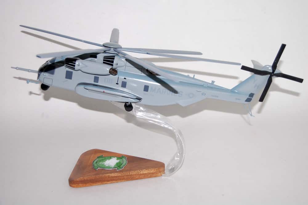 HMH-463 Pegasus CH-53E Model