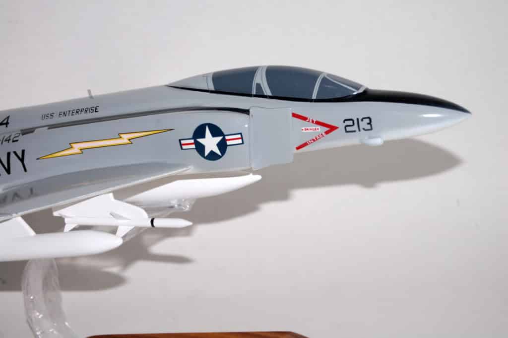 VF-142 Ghostriders F-4J Model