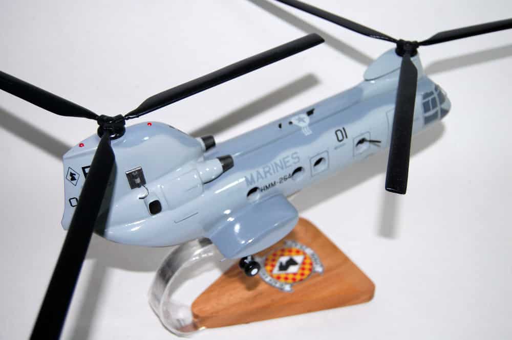 HMM-264 Black Knight CH-46 Model