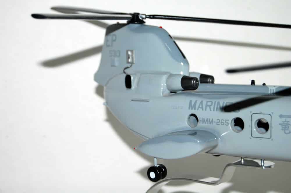 HMM-265 Dragons CH-46 Model