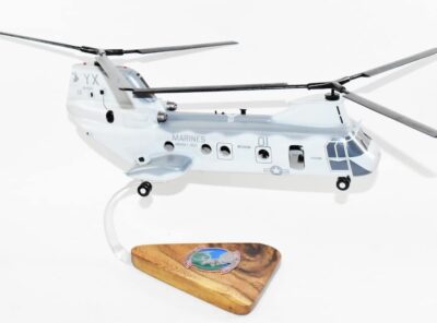 HMM-166 Sea Elk CH-46 Model