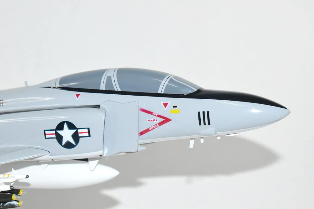 VF-154 Black Knights F-4J (1976) Model
