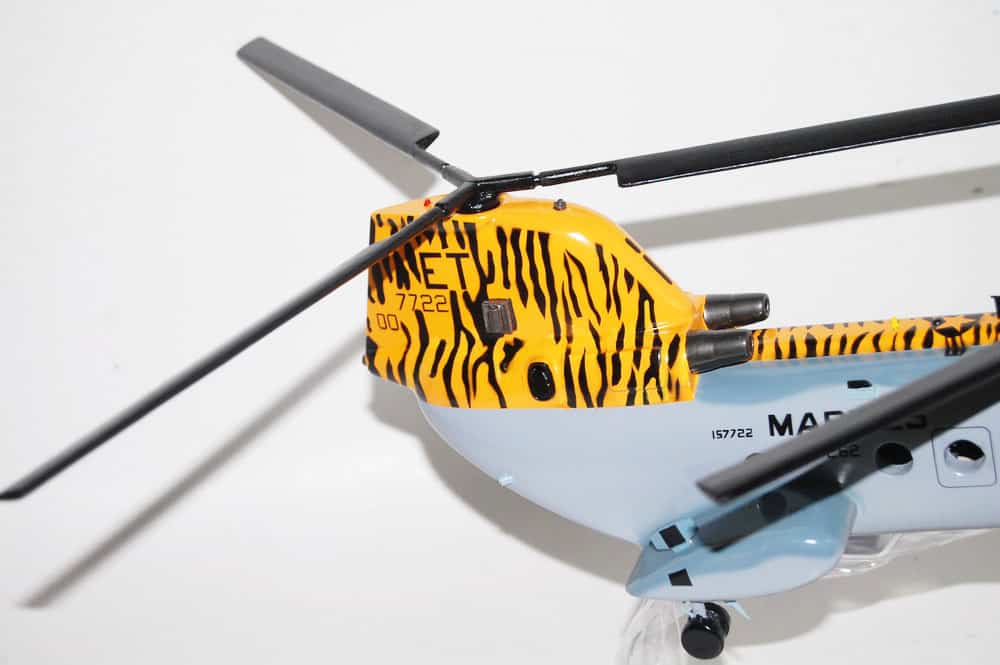 HMM-262 Flying Tigers CH-46 (2013) model