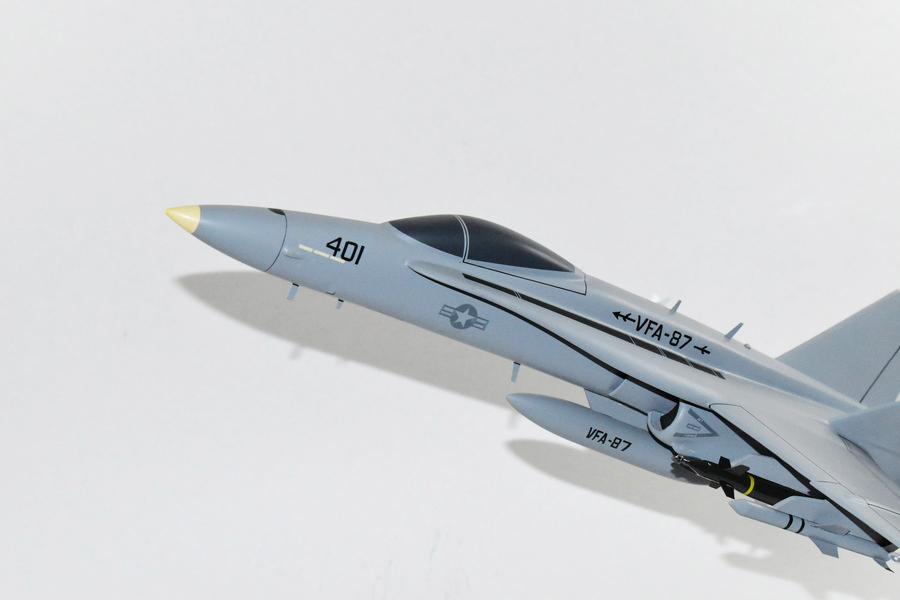 Mua Premium Hobbies F/A-18 VFA-87 Golden Warriors 1:72 Scale Plastic Model  Airplane Kit 129V trên  Mỹ chính hãng 2024