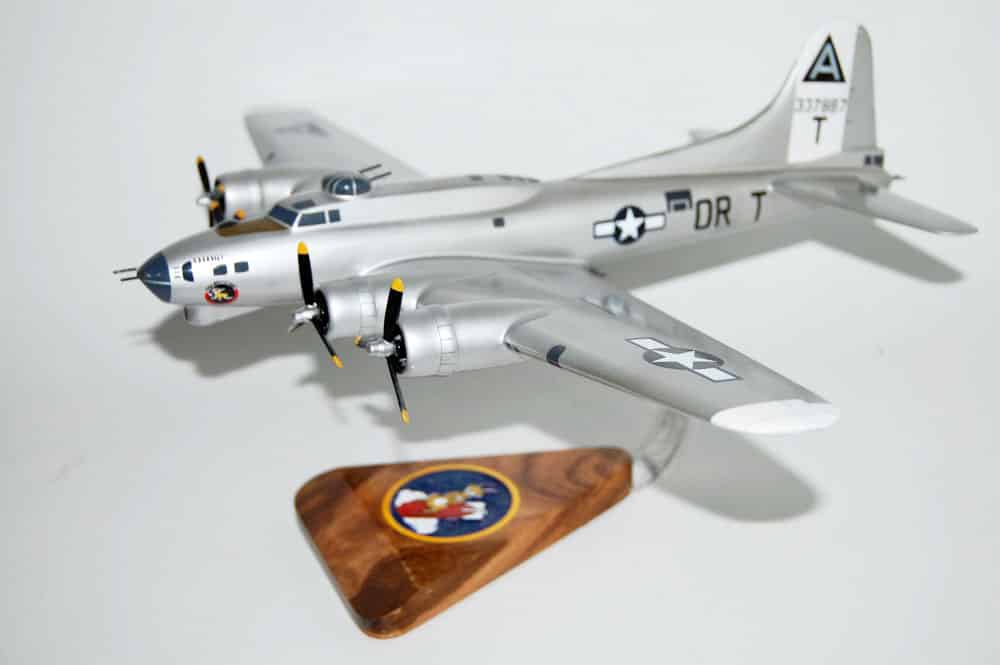 323d Bomb Squadron 'Ole Battle Axe' B-17 Model