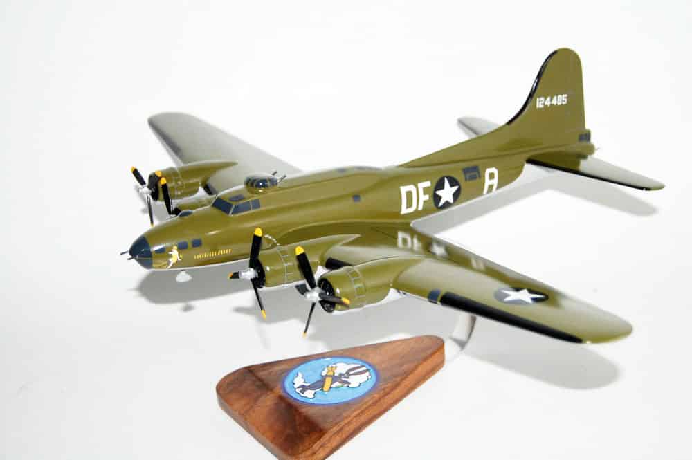 324th Bomb Squadron 'Memphis Belle' B-17 Model