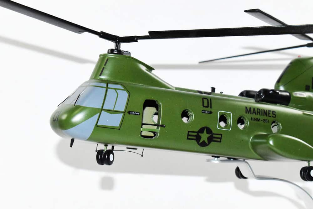 HMM-261 Raging Bulls CH-46 (157654) Model