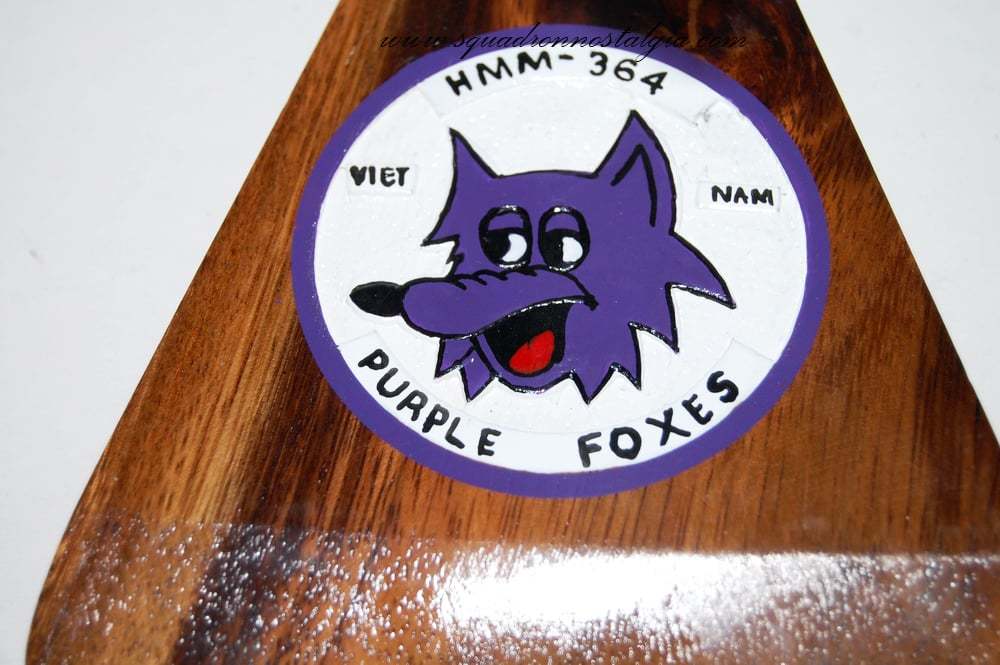 HMM-364 Purple Foxes CH-46 (153987) Model