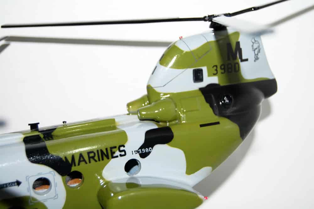 HMM-764 Moonlighters CH-46 (3980) Model