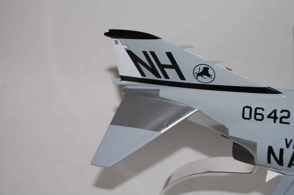 VF-213 Fighting BlackLions F-4b (1965) Model