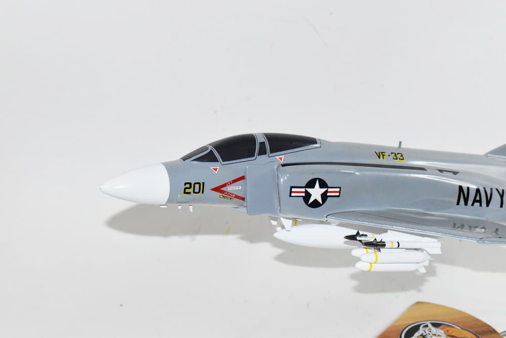 VF-33 Tarsiers F-4J (201) Phantom Model