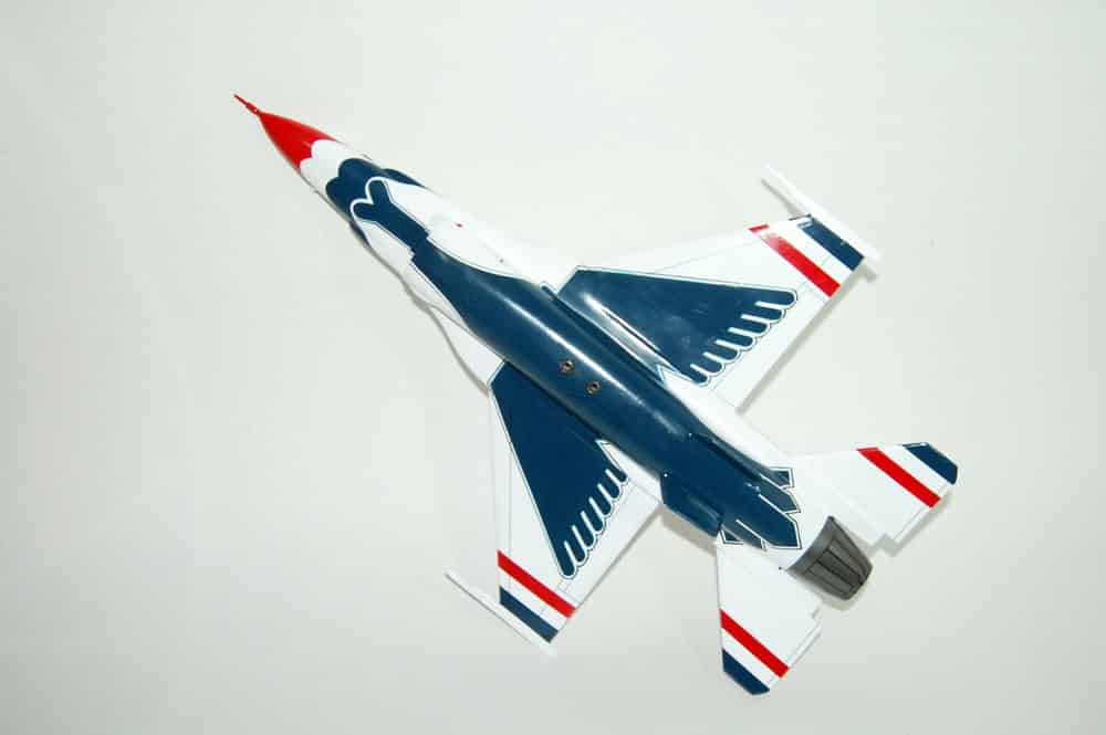 Thunderbirds F-16 Model