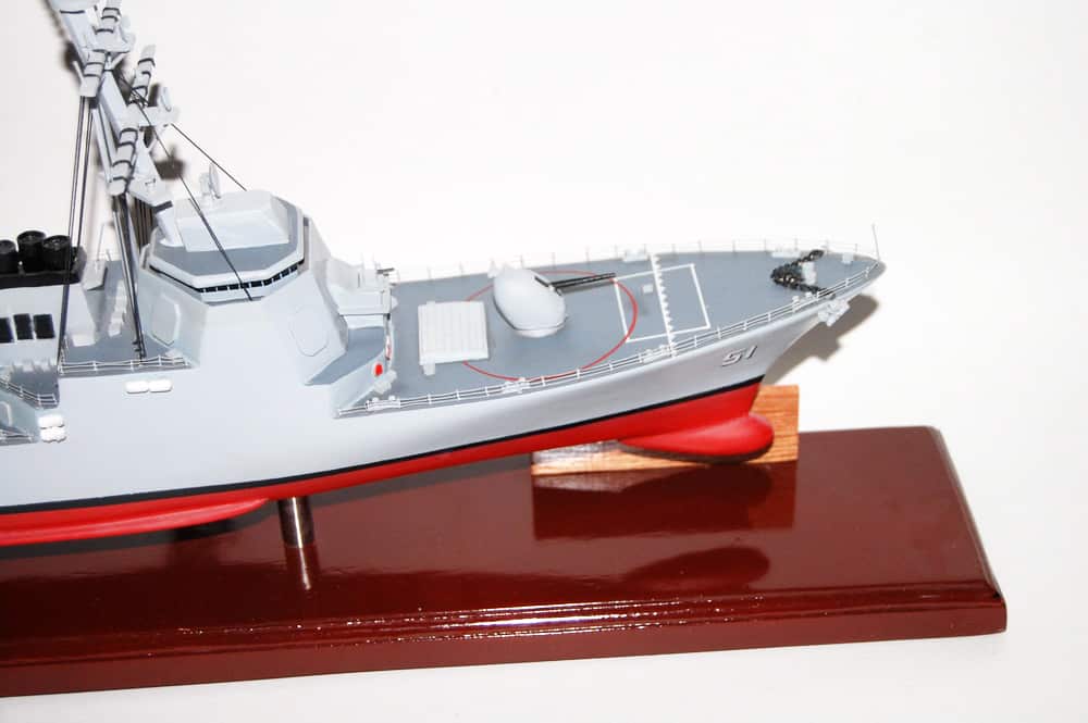 USS Arleigh Burke (DDG-51) Model