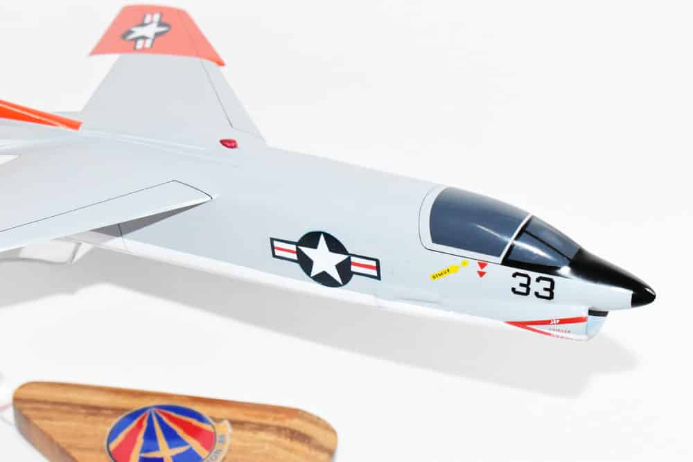 VT-86 Sabrehawks F-8 Crusader Model