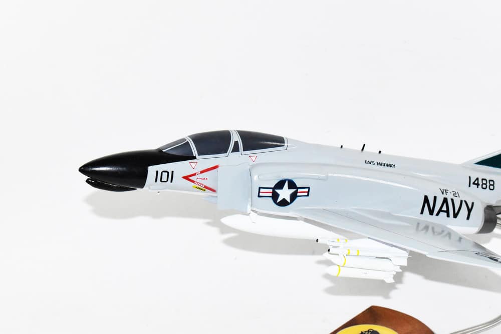 VF-21 Freelancers F-4B Model