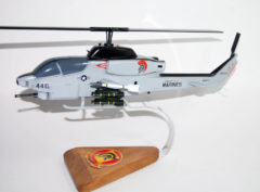 HMLAT-303 Atlas AH-1W Model