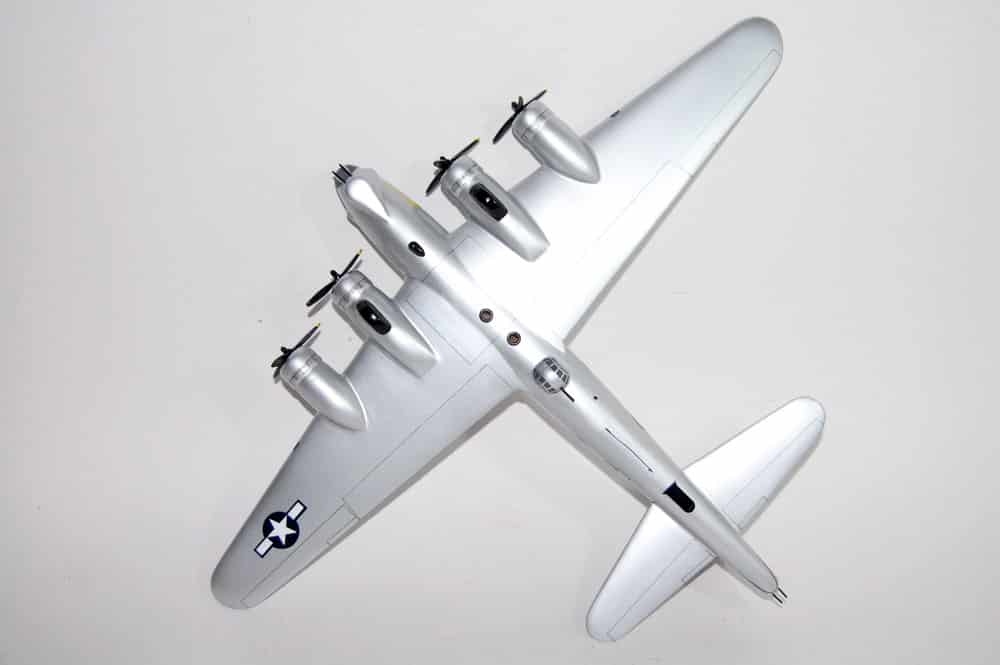 358th Bomb Squadron, 303rd Bomb Group 'Princess Pat' B-17G Model