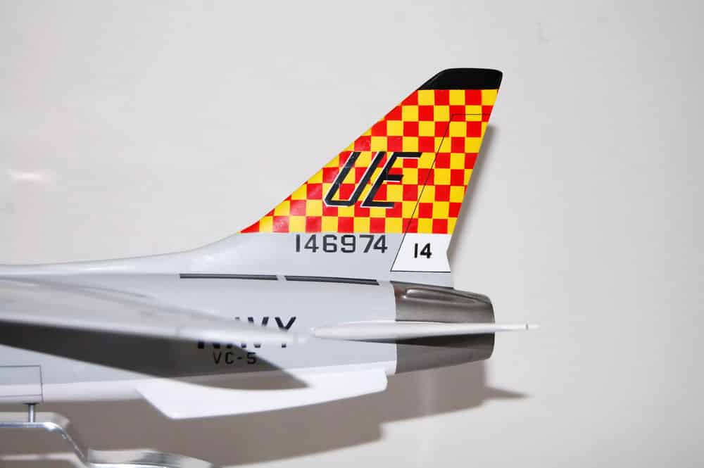 VC-5 Checkertails F-8 Crusader Model