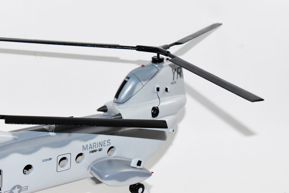 HMM-161 Greyhawks CH-46E Model